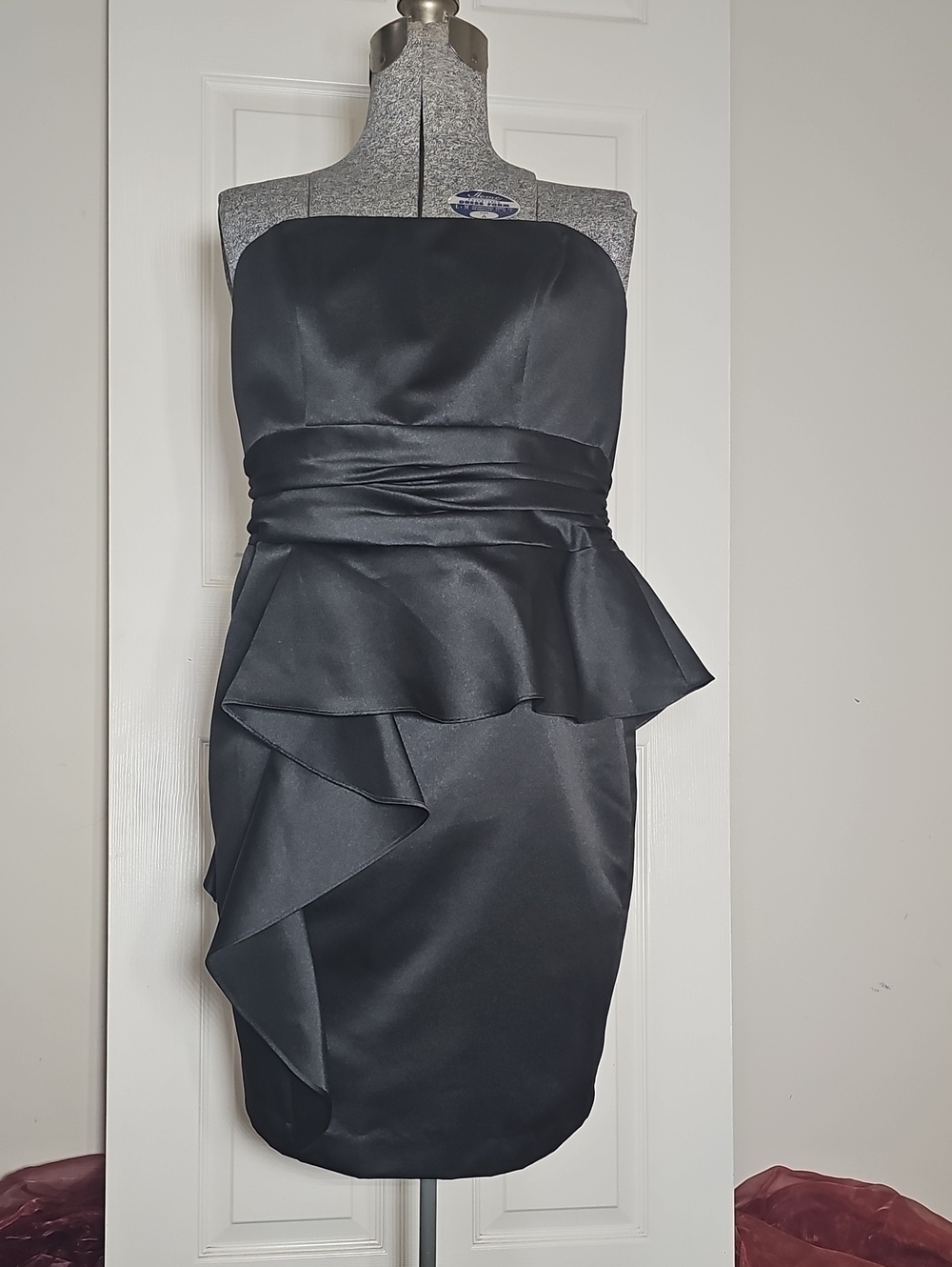 David's Bridal Black Satin Strapless Ruched Cascade Ruffle Cocktail Dress Size 4